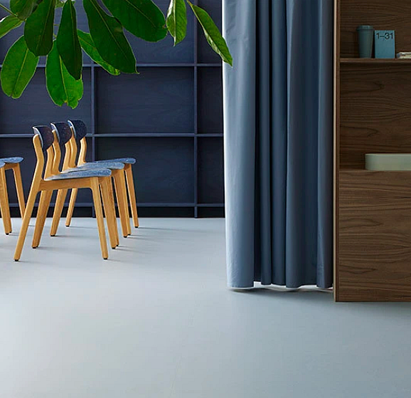 FORBO Marmoleum cocoa Indigo milk 3586