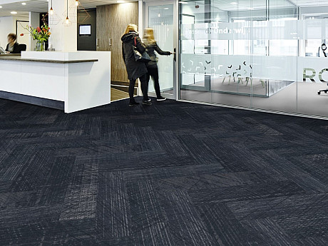 FORBO Flotex Planks Refract Obsidian 137001
